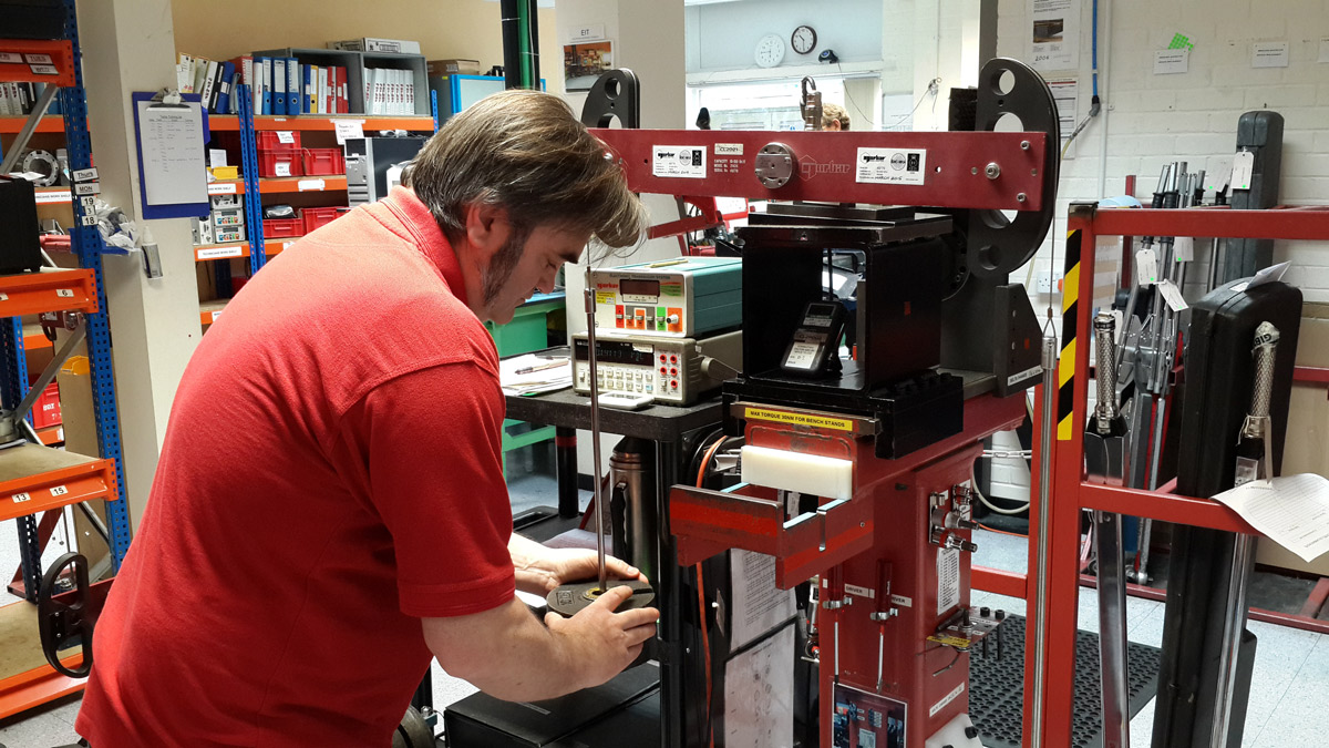 Torque-Sensor-calibration-at-norbar